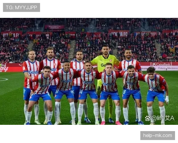 塞维利亚：传统强队地位动摇，球队表现波动影响西甲竞争格局。