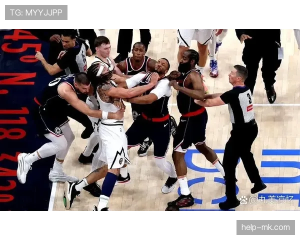 NBA替补席管理规则，教练与球员这些行为都要注意